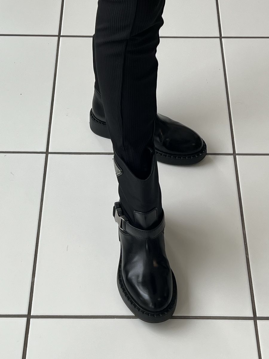 Prada Scarpe da donna: PRADA boots   – Usato da Zürich venduto da agi_j875 4