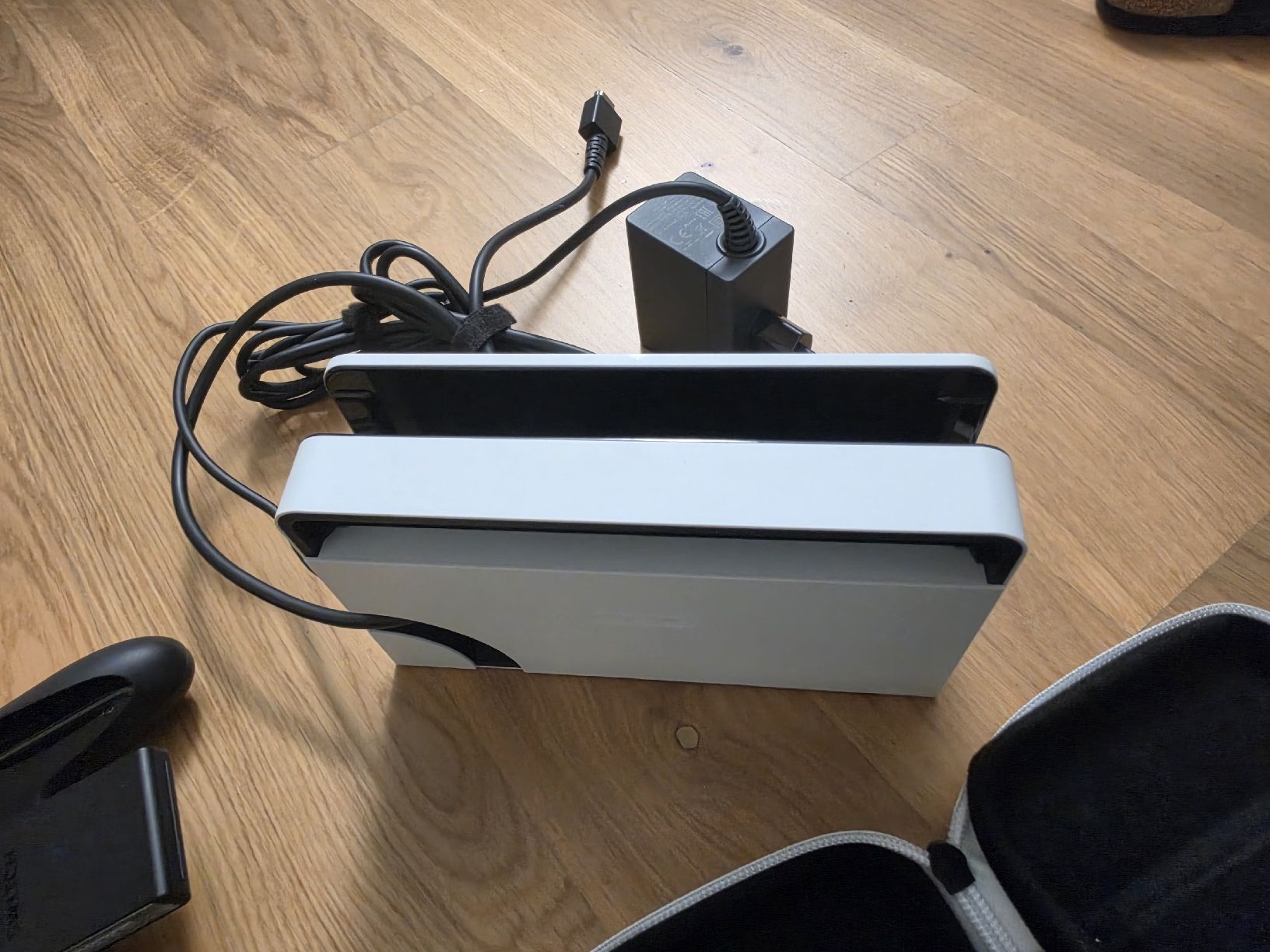 Nintendo Konsolen: Nintendo Switch 1 OLED – Neu (gemäss Beschreibung) aus Uster von buyfast 2