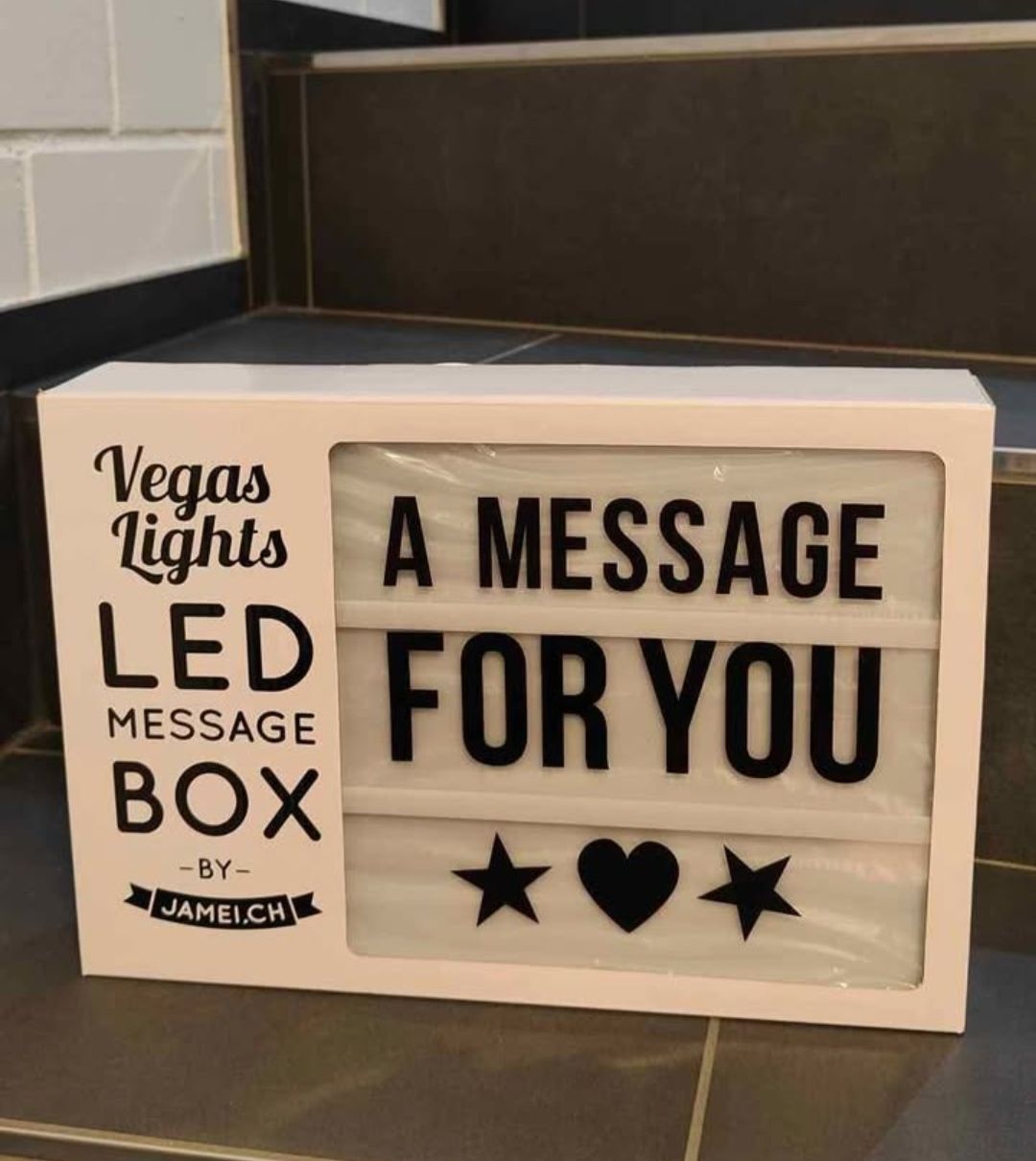 Toutes les décorations: LED Message Box – Neuf avec emballage d'origine à Dürrenäsch par m_saegi