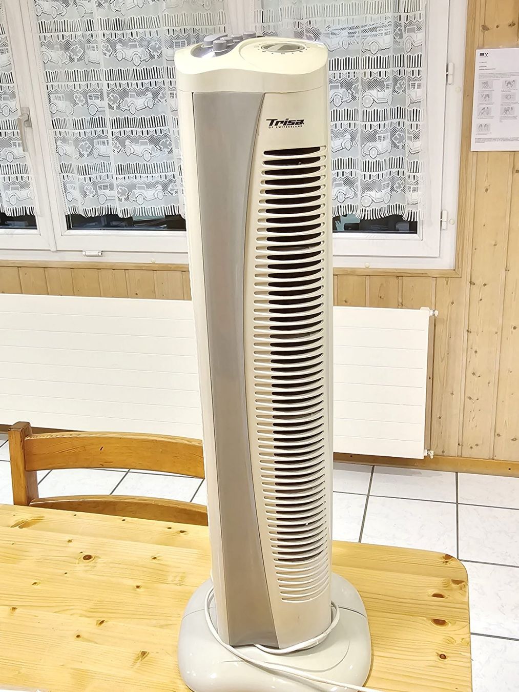 Trisa Ventilatori: Turmventilator – Usato da Merenschwand venduto da Juditha786 1