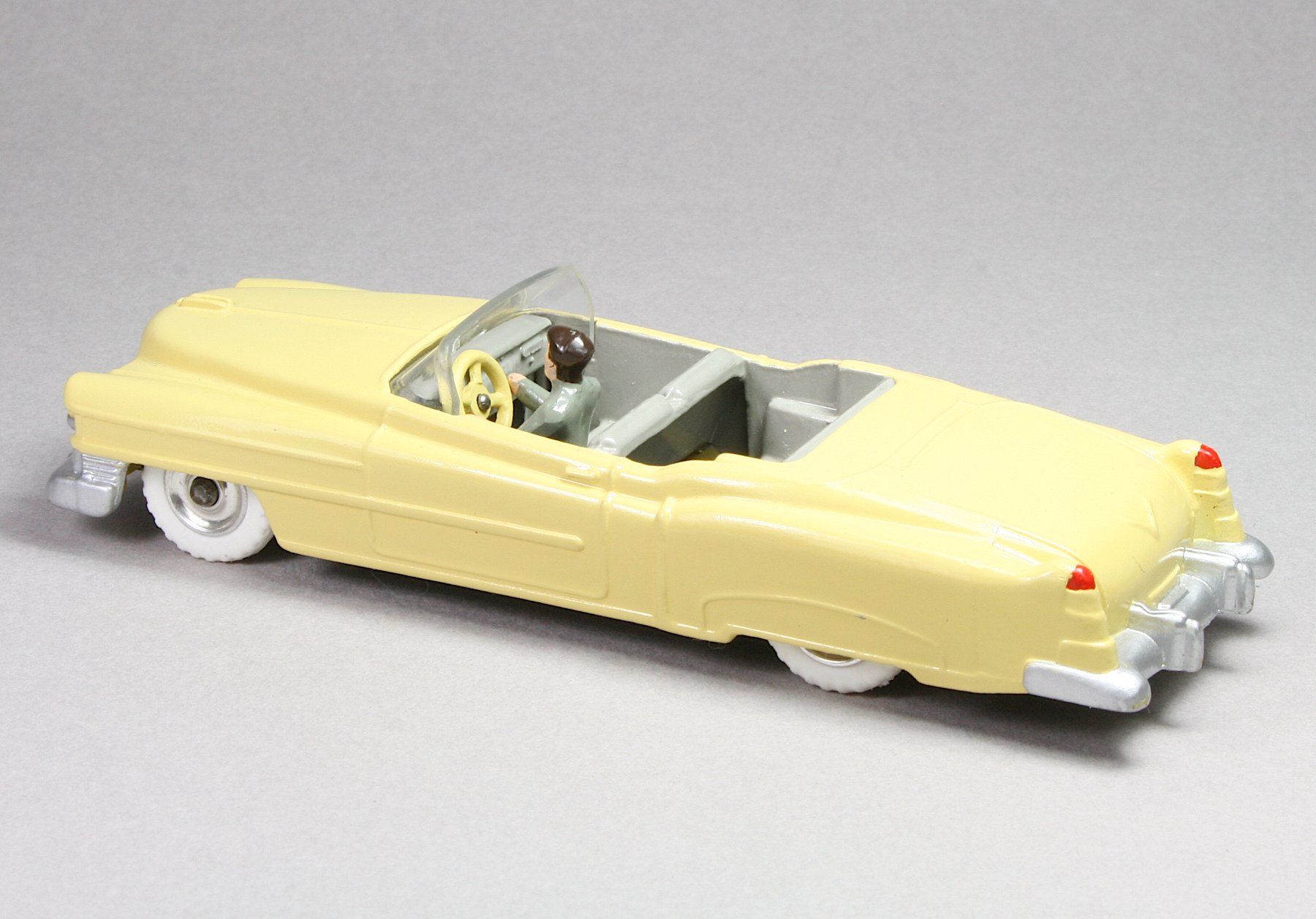 Dinky Toys Modellini d'auto: Dinky Toys 131, Cadillac Eldorado (Code 3) – Usato da Elsau venduto da Peekay8 4