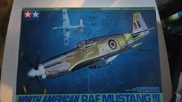 Kit Tamiya 1/48 North American RAF Mustang III, completo