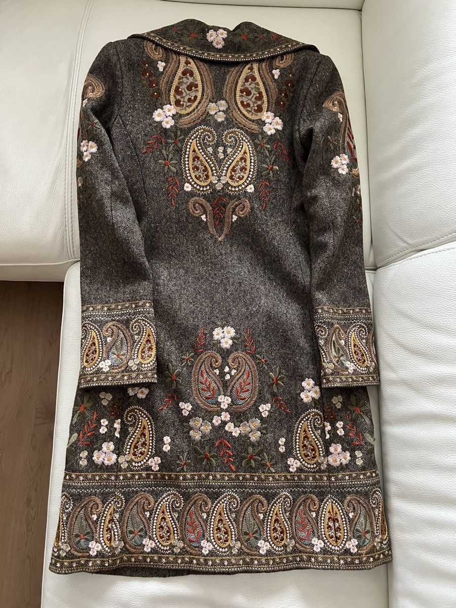 Cappotti: Embroidered Biya Wool Coat Size XS – Usato da Pully venduto da opa_k78q 1