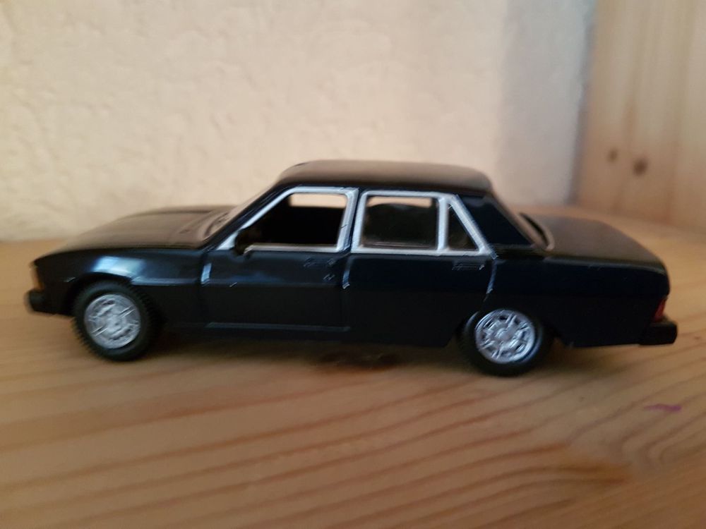 Peugeot 604 1977 1/87° Norev – Les Miniatures