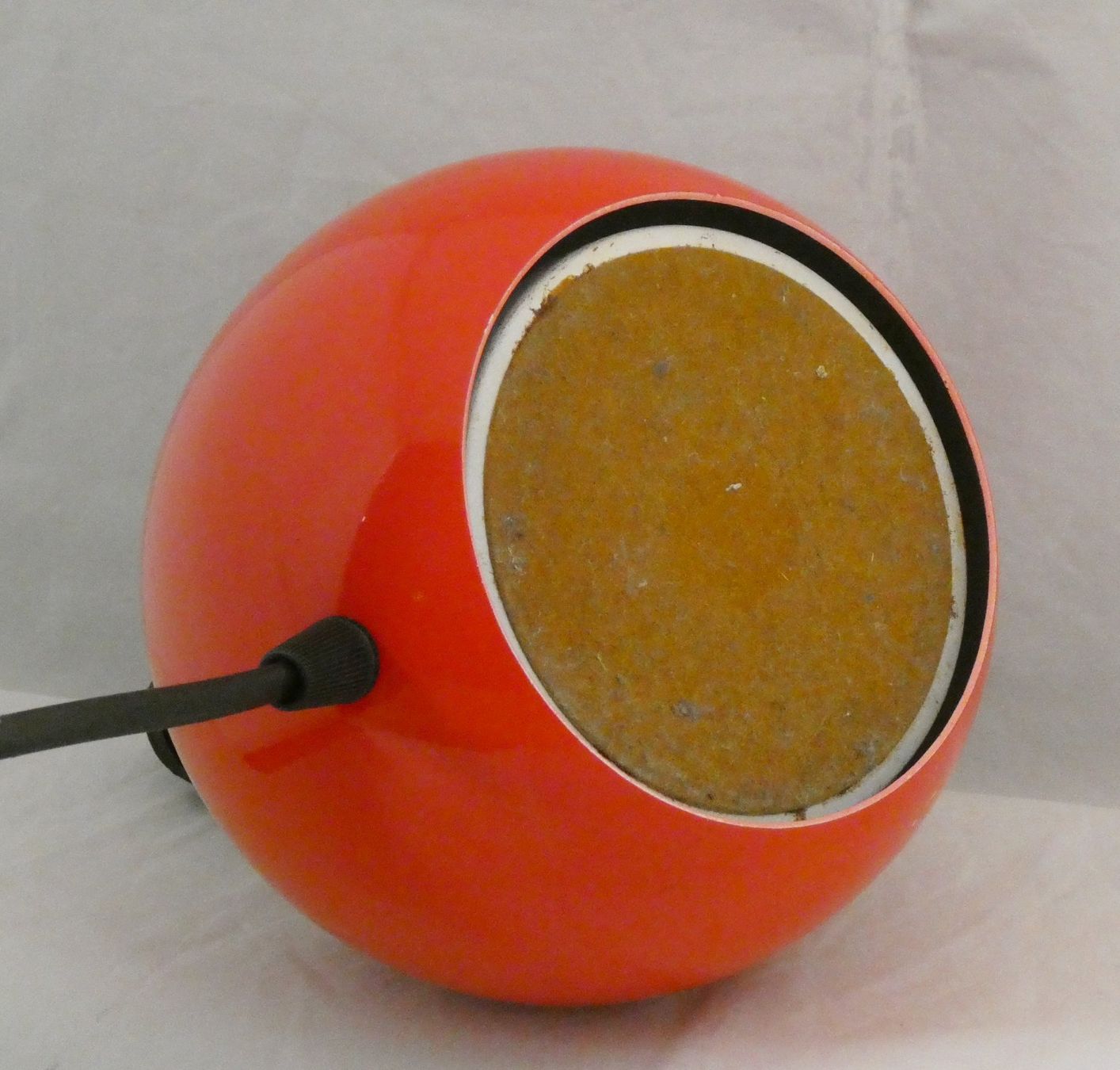 Lampade: Lampe "Boule" en métal vers 1970. – Usato da Fribourg venduto da will69 3