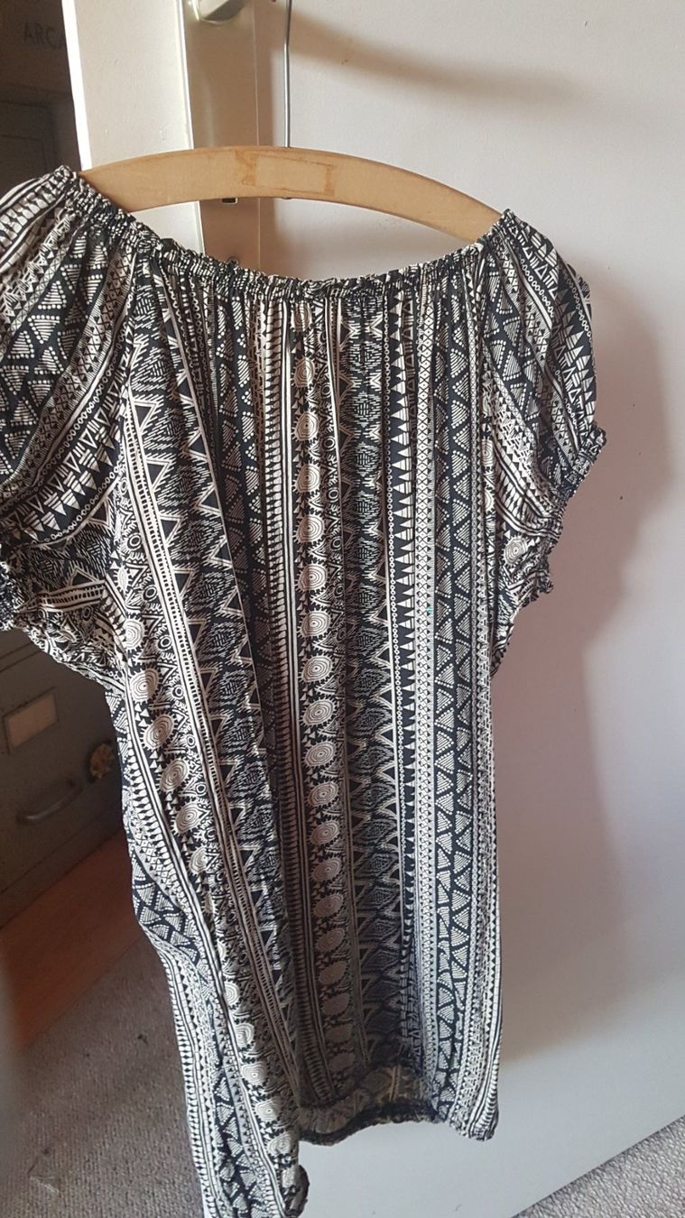 Tuniken: T-shirt - tunique taille S marque Chicorée – Gebraucht aus Villiers von san_jn5w 1