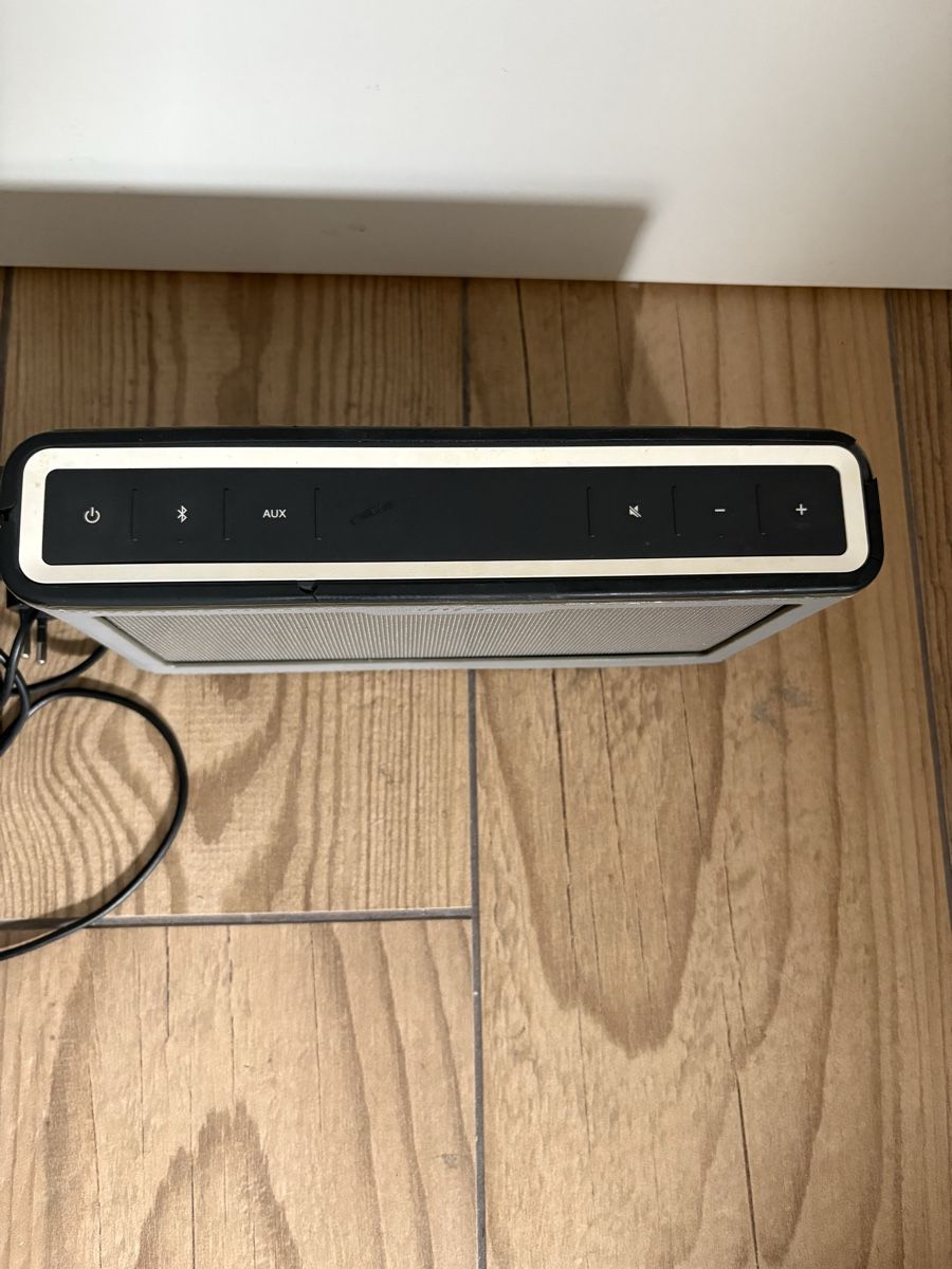 Bose Casse acustiche: Enceinte Bose Soundlink III – Usato da Villeneuve VD venduto da mel_c29d 1