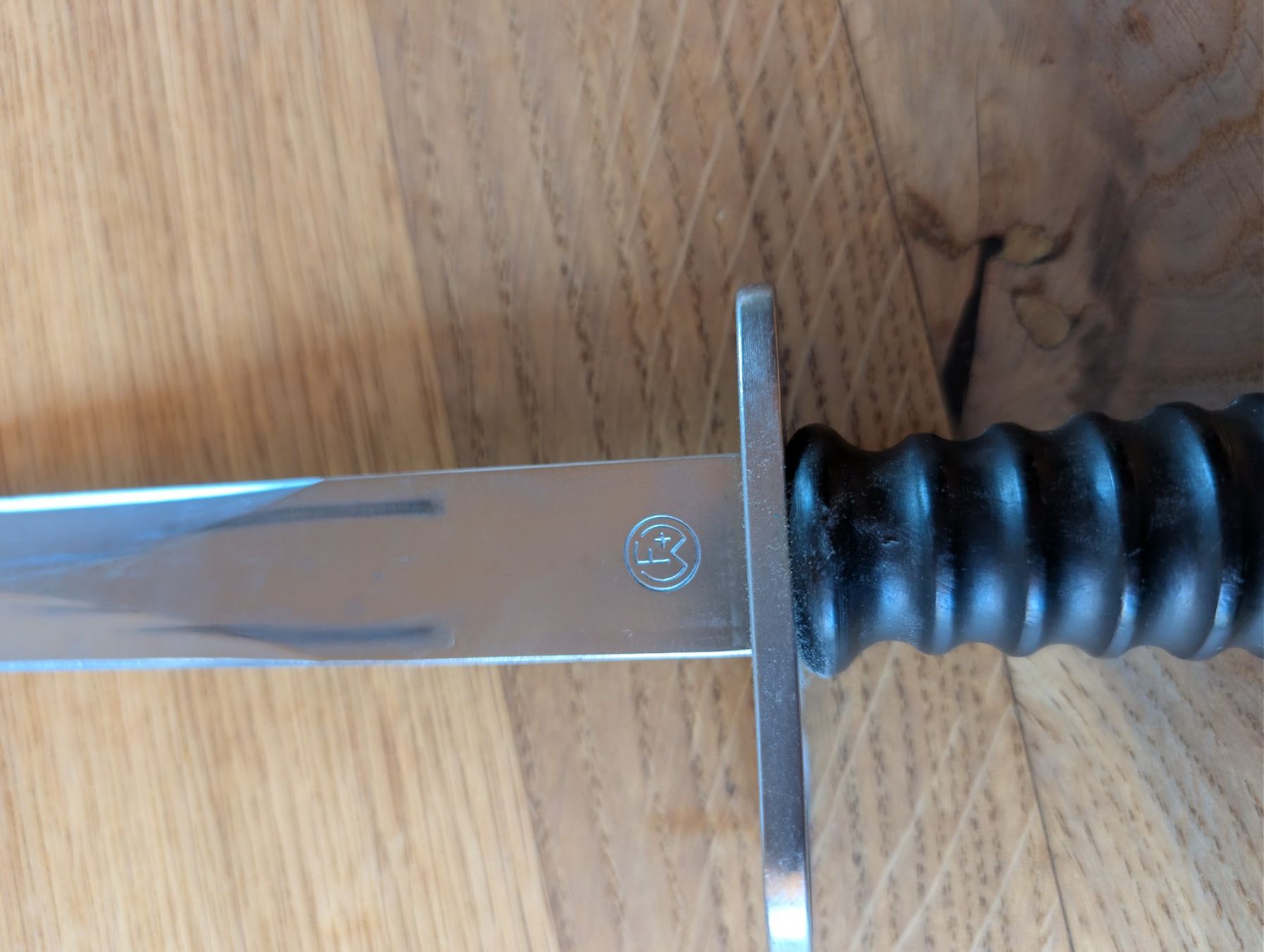 Armée suisse Armes blanches: Altes Bajonett – D'occasion à Wynau par Zebrafurz 3
