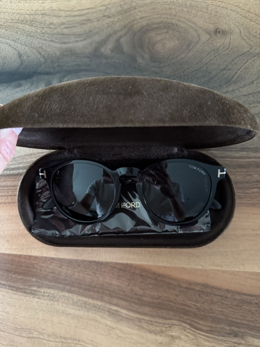 Tom Ford Brillen & Gläser: Sonnenbrille Tom Ford Schwarz  – Neu und originalverpackt aus Arbon von all_tl8l 4