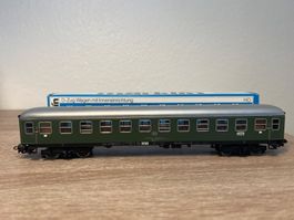 Märklin 4052 D-Zug-wagen 2.Kl DB H0 (5)