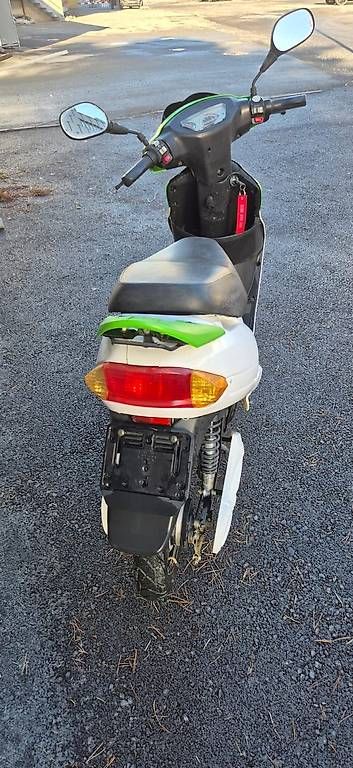Scooters: Elektroroller – D'occasion à Schaan par hub_9kl8 4