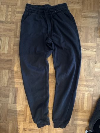Pantalon de jogging H&M gris foncé, taille XS, bon état