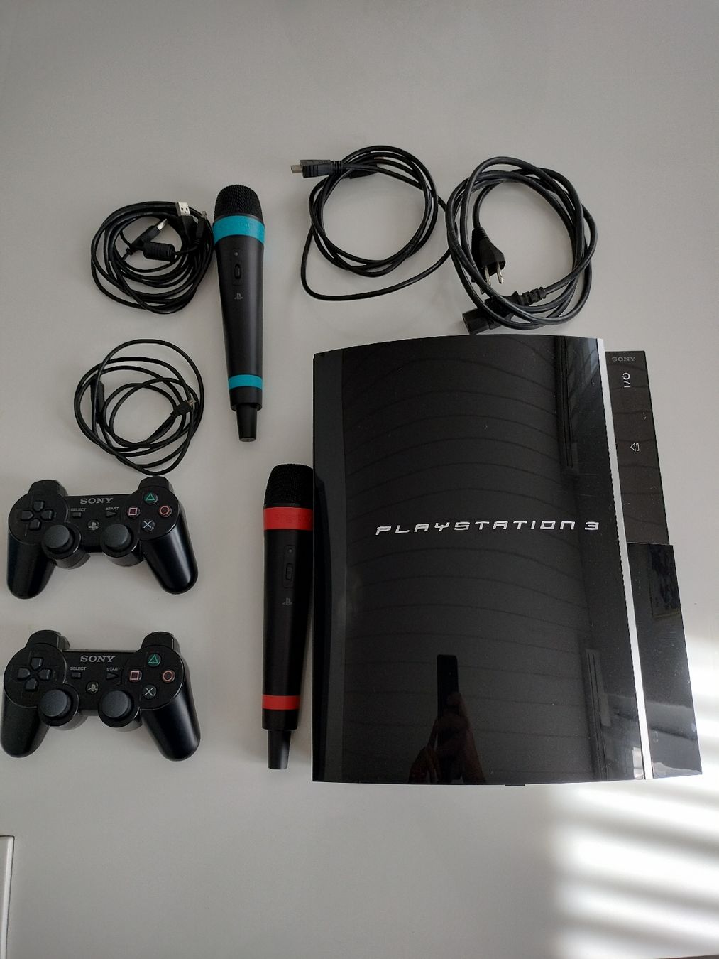 Sony Console: Playstation 3 (PS3) mit 2 Controller & 2 Mikrofone🎤 – Usato da Oftringen venduto da spo_g5zw
