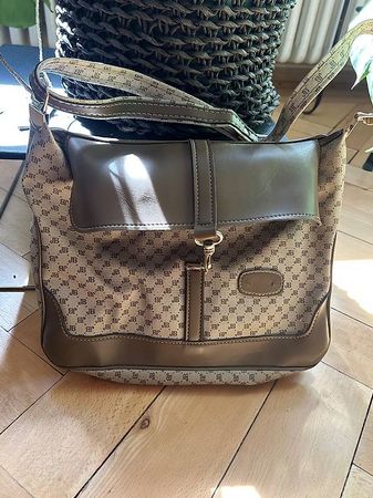 Schöne Tasche