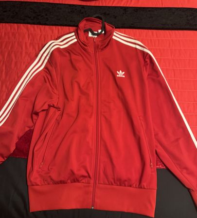Rote Adidas Trainingsjacke, Grösse L,