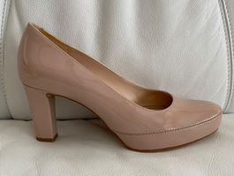 Pumps beige Lackleder Marke UNISA Grösse 40 Topzustand