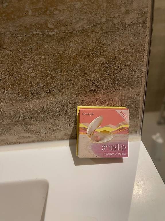Maquillage: Benefit Shellie Blush – D'occasion à Melide par cla_g5fs