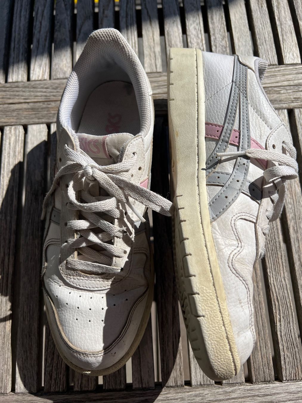 Asics Scarpe da uomo: Asics Turnschuhe weiss Grösse 41.5 gebraucht – Usato da Steinmaur venduto da HenSaa 1