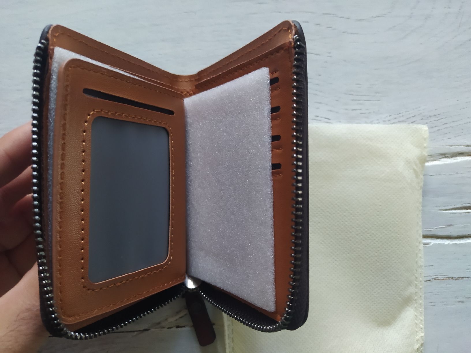 Portafogli: Portemonnaie Kangaroo RFID – Nuovo e nell'imballaggio originale da Luzern venduto da Nfan 3