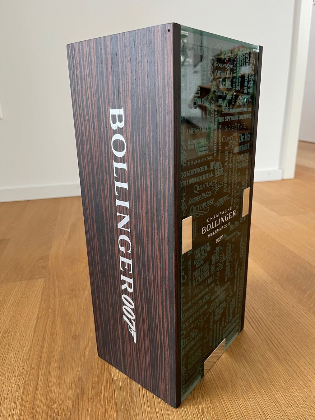 Vino: Bollinger 007 Limited Edition 2011 ungeöffnet – Nuovo (secondo la descrizione) da Basel venduto da ollo75 6