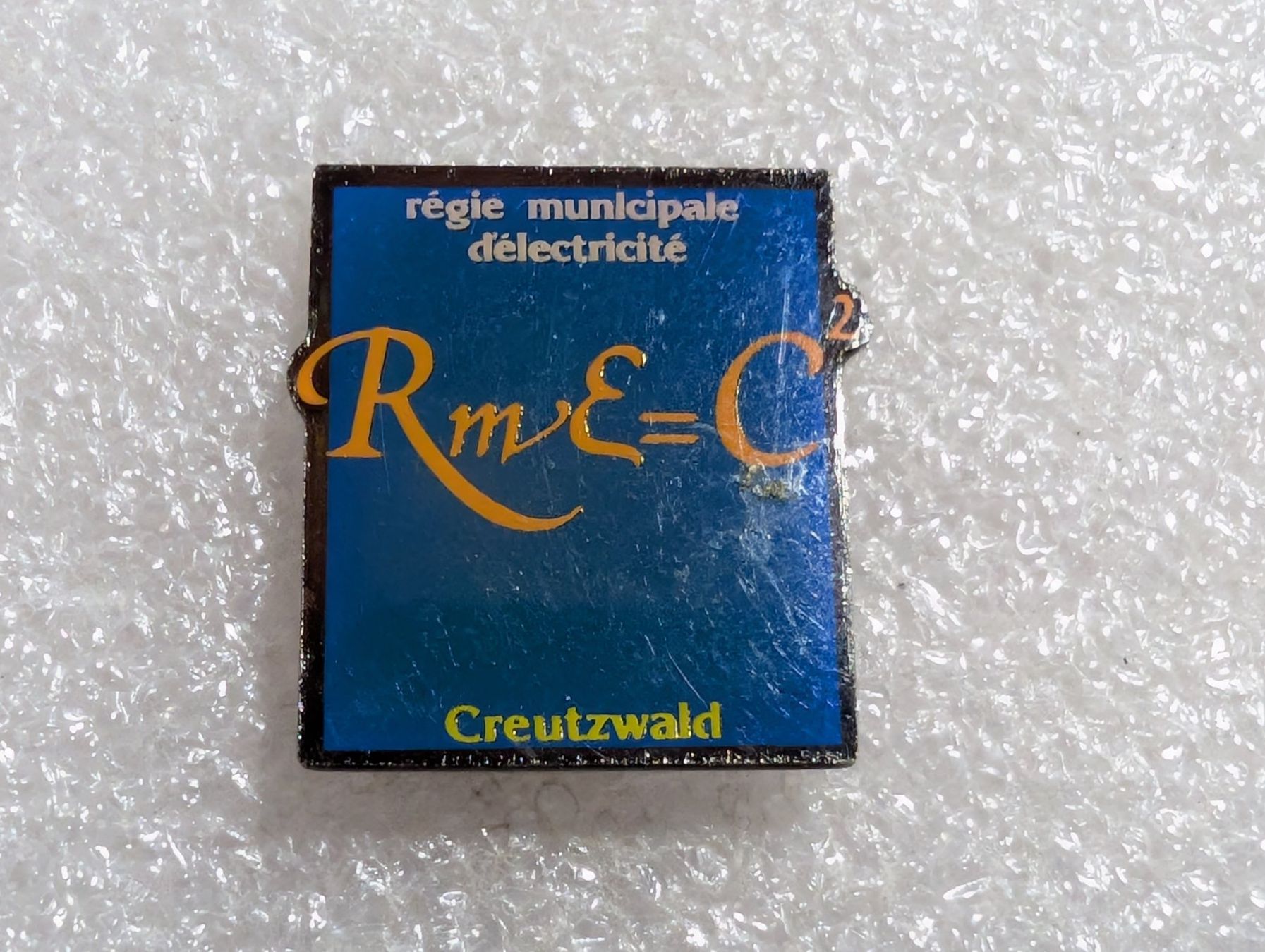 Plaketten & Abzeichen: Ansteckpin 297: Creutzwald – Gebraucht aus Oppligen von Pin-Fall-Shop