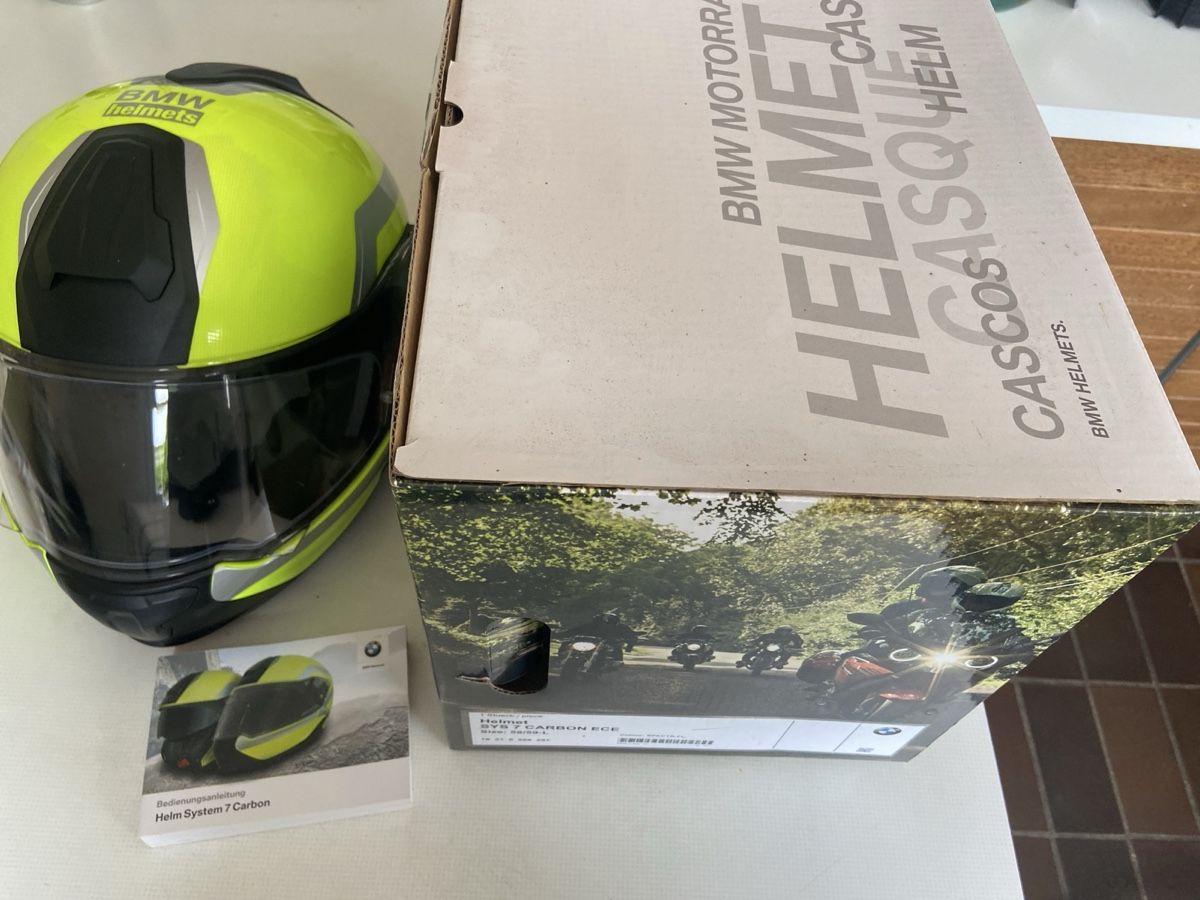 BMW Helme & Visiere: BMW Motorradhelm, System 7 ECE, Carbon, Gr 58/59 – Gebraucht aus Zürich von Mameloschn 1