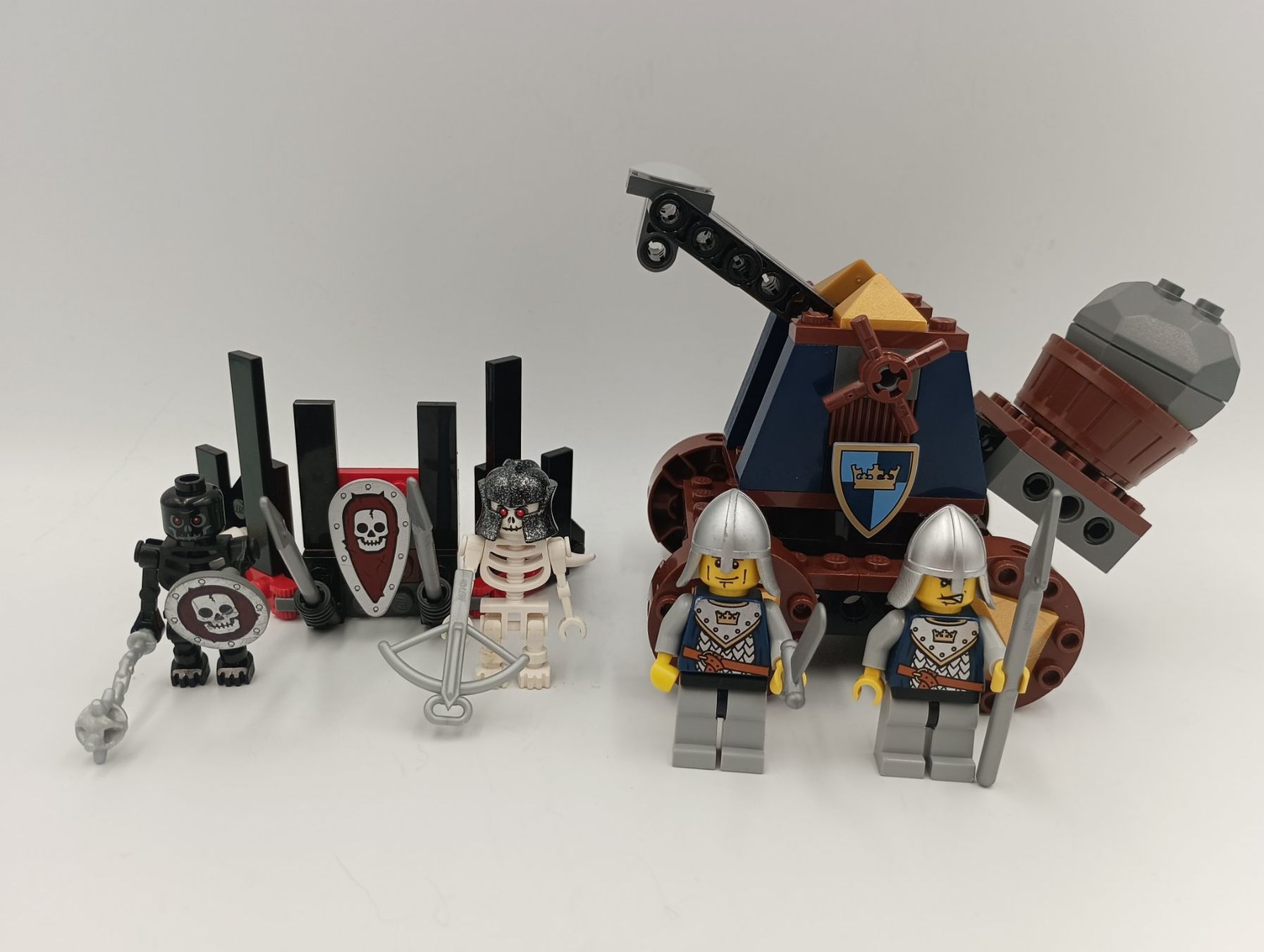 Lego Giocattoli: 7091 Knights' Catapult Defense – Usato da Bremgarten AG venduto da redstar69