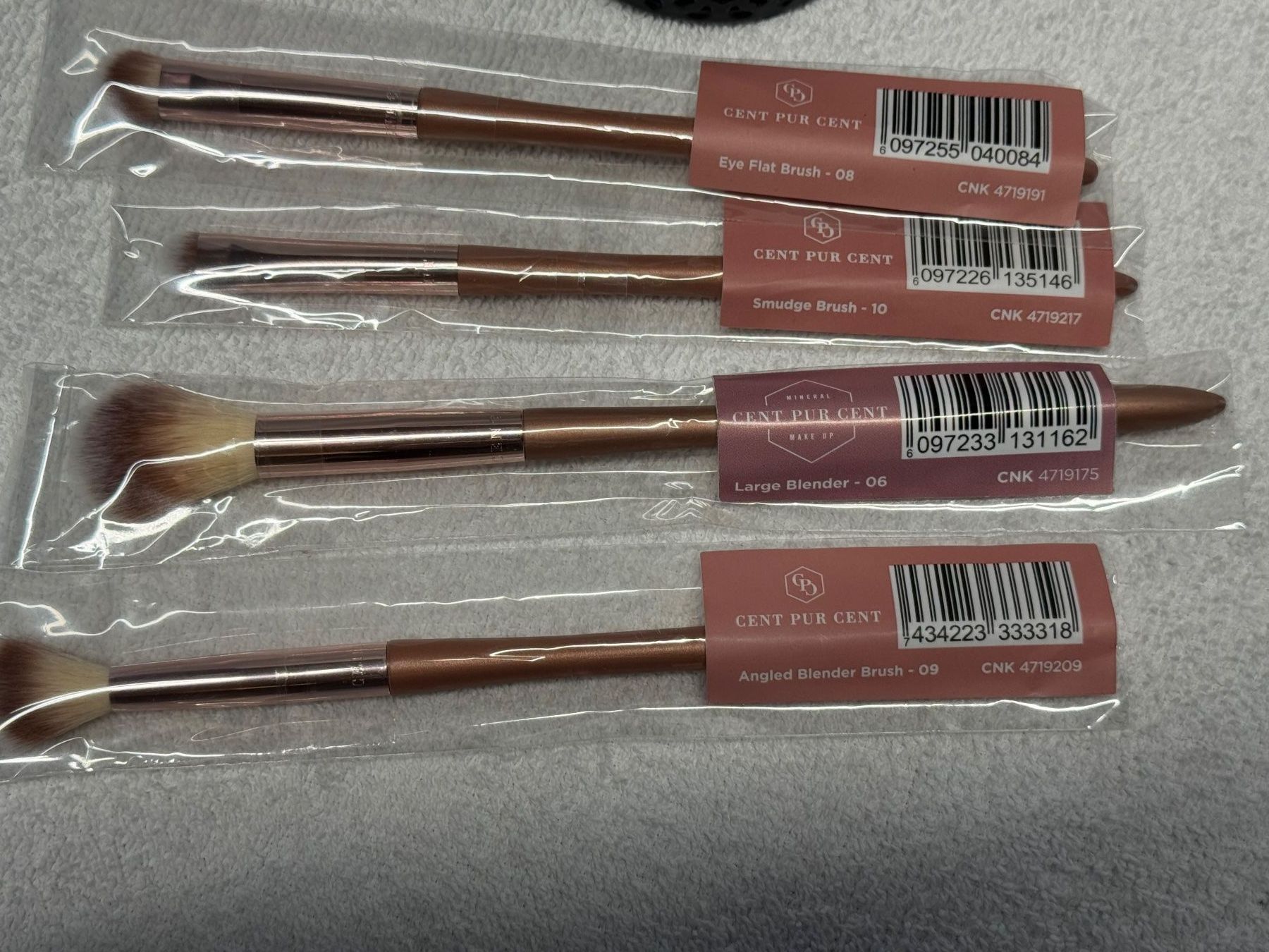 Make-up: Schminkpinsel von Cent pur Cent / NEU / Warenwert 96.- – Nuovo e nell'imballaggio originale da Zäziwil venduto da blackpearl 2