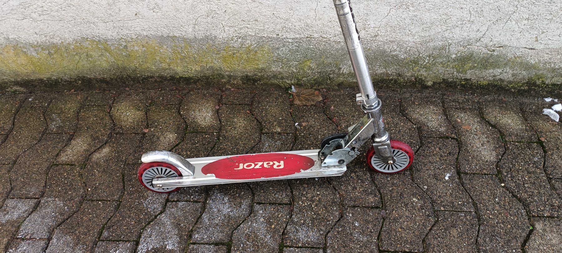 Kickboard: Trottie Razor – Usato da St. Gallen venduto da MBO22AUTOGEWERBE