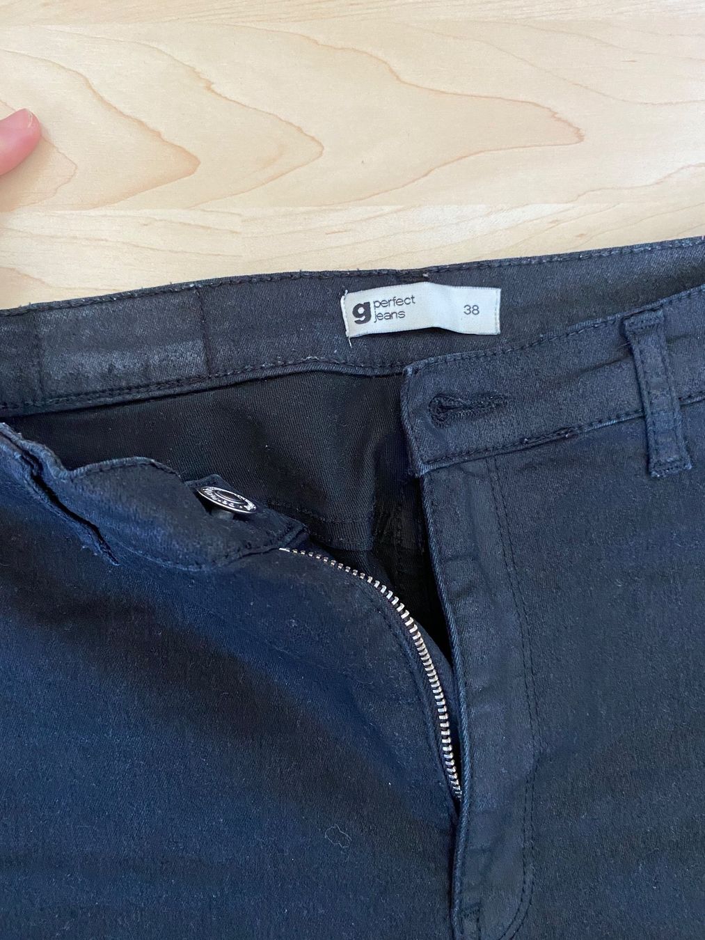 Pantaloni: Hose Schwarz – Usato da Winterthur venduto da m.tix 1