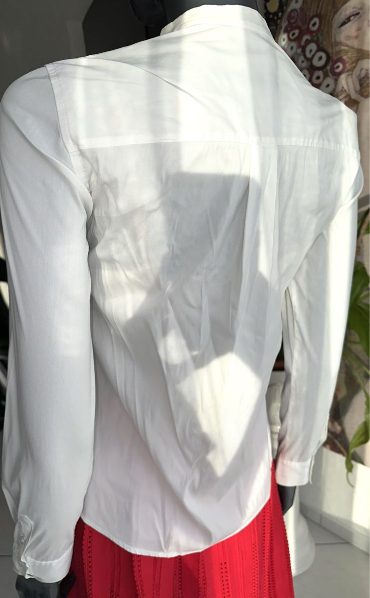 Armani Blusen: ARMANI EXCHANGE BLUSE GR. S neuwertig – Neu (gemäss Beschreibung) aus Unteraegeri von MH203 7