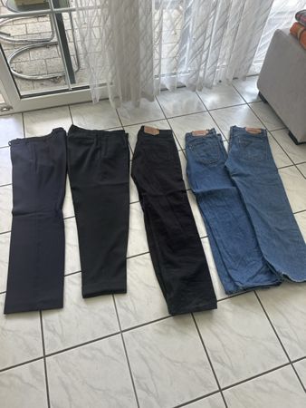 Levi's Jeans 2Stk. blau und schwarz Grösse  36 jeans 38