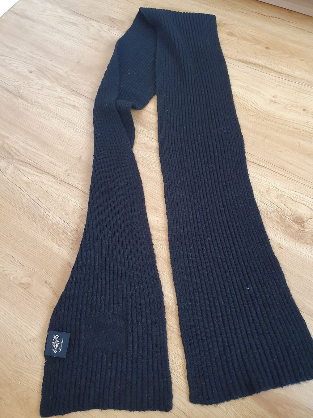 Foulard & Sciarpe: Schwarz Strick: Schal, Mütze, Handschuhe – Usato da Heinrichswil venduto da sabi2809 2