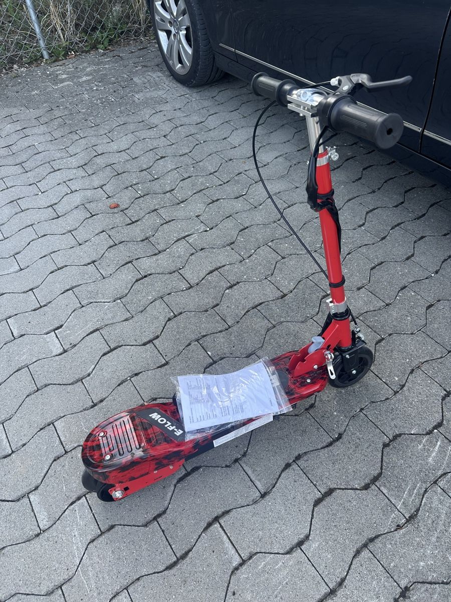 Scooters: Kinder E-Scooter E-Flow – D'occasion à Wetzikon ZH par myk_m5zy