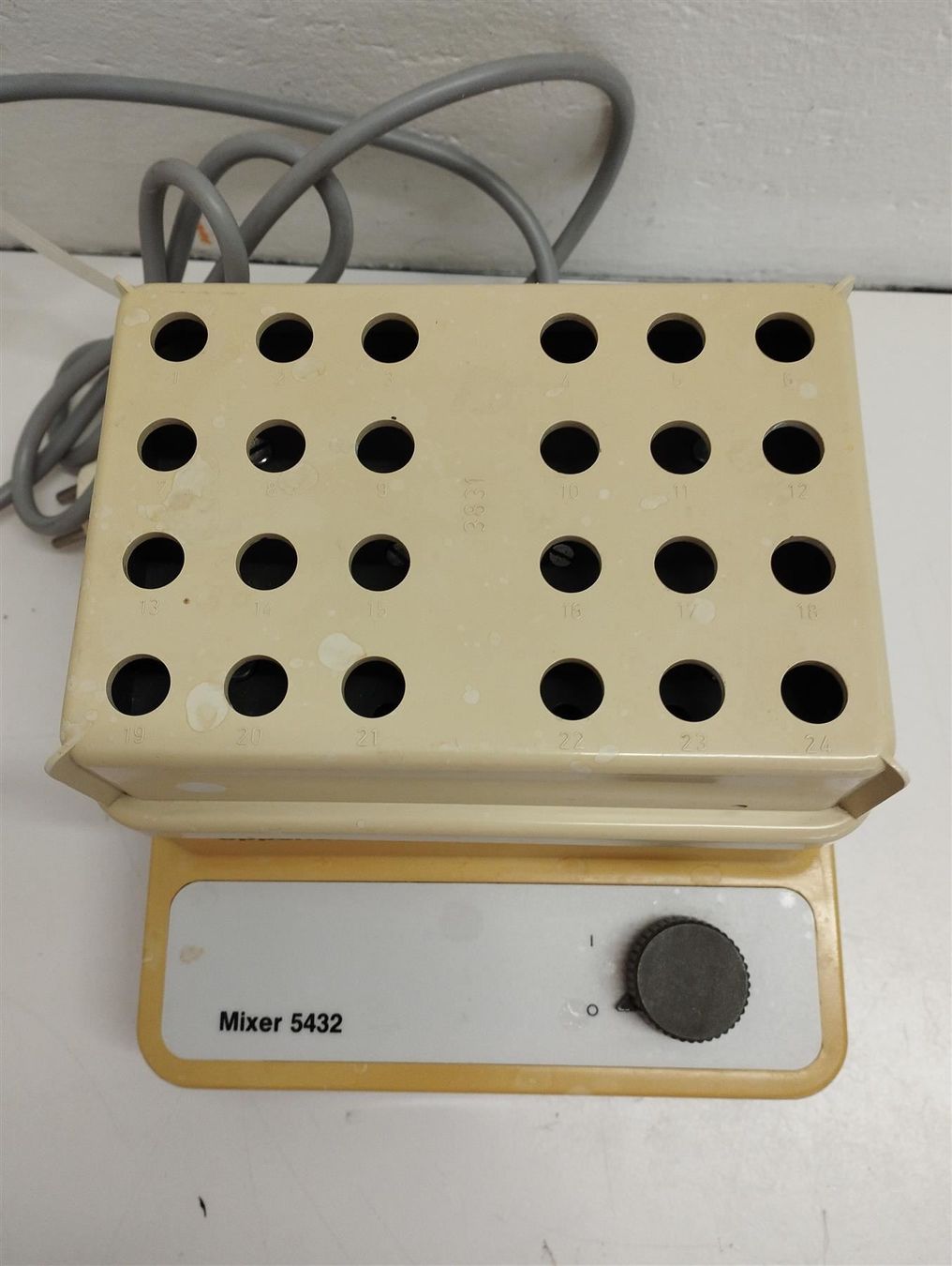 Accessori da laboratorio: Eppendorf Mixer 5432 – Usato da Niederdorf venduto da LeptonAG_Labor 2