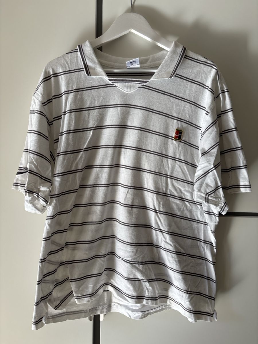 Nike T-Shirts: Tennisshirt aus den 90er – Gebraucht aus Solothurn von _Goliath_
