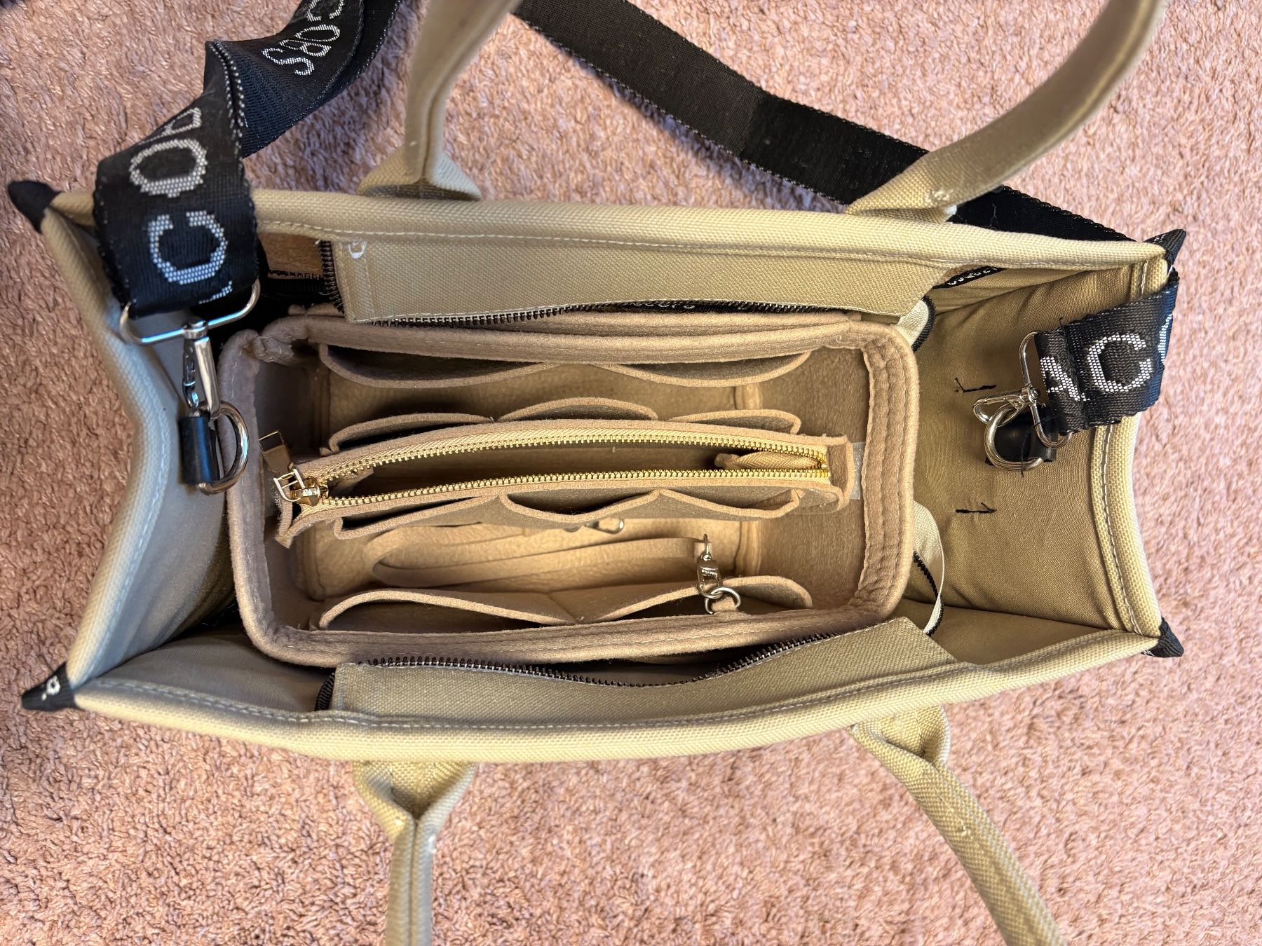 Borse: Innentasche für Handtasche – Nuovo (secondo la descrizione) da Schöftland venduto da lor_7qg8 3