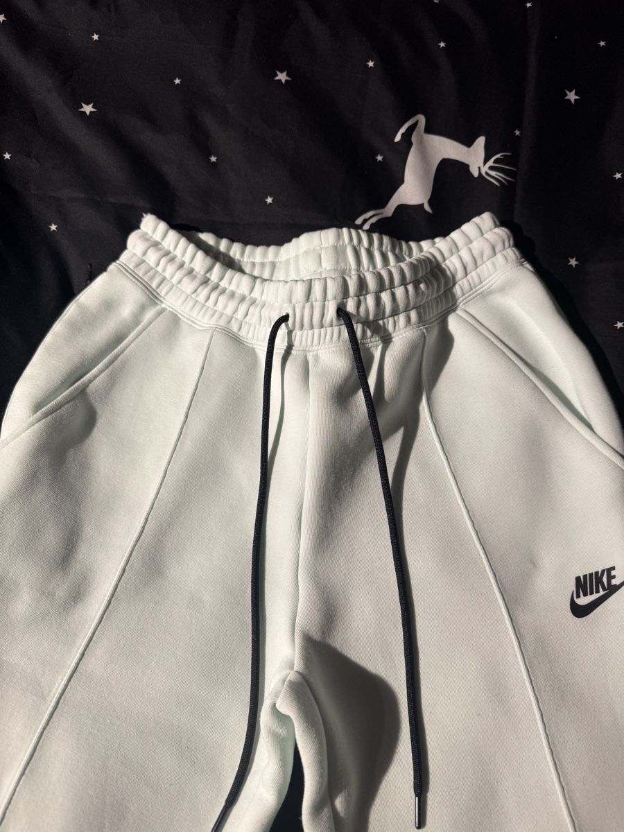 Nike Hosen: Jogging Nike turquoise S neuf – Neu und originalverpackt aus Porrentruy von fee_24 1