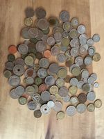 Lot Münzen Escudos, Franc, Schilling, Lire, Kronen