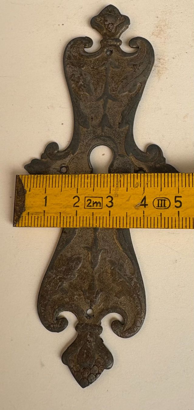 Ferramenta: VINTAGE SCHLÜSSELROSETTE – Usato da Ostermundigen venduto da wini63 3