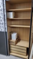 Gratis - Schrank mit Schiebetüren