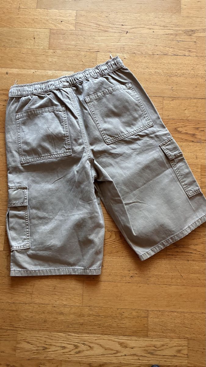 Pantaloni: Schöne Shorts Gr. 176, Neu – Nuovo (secondo la descrizione) da richterswil venduto da lunamarie001 1