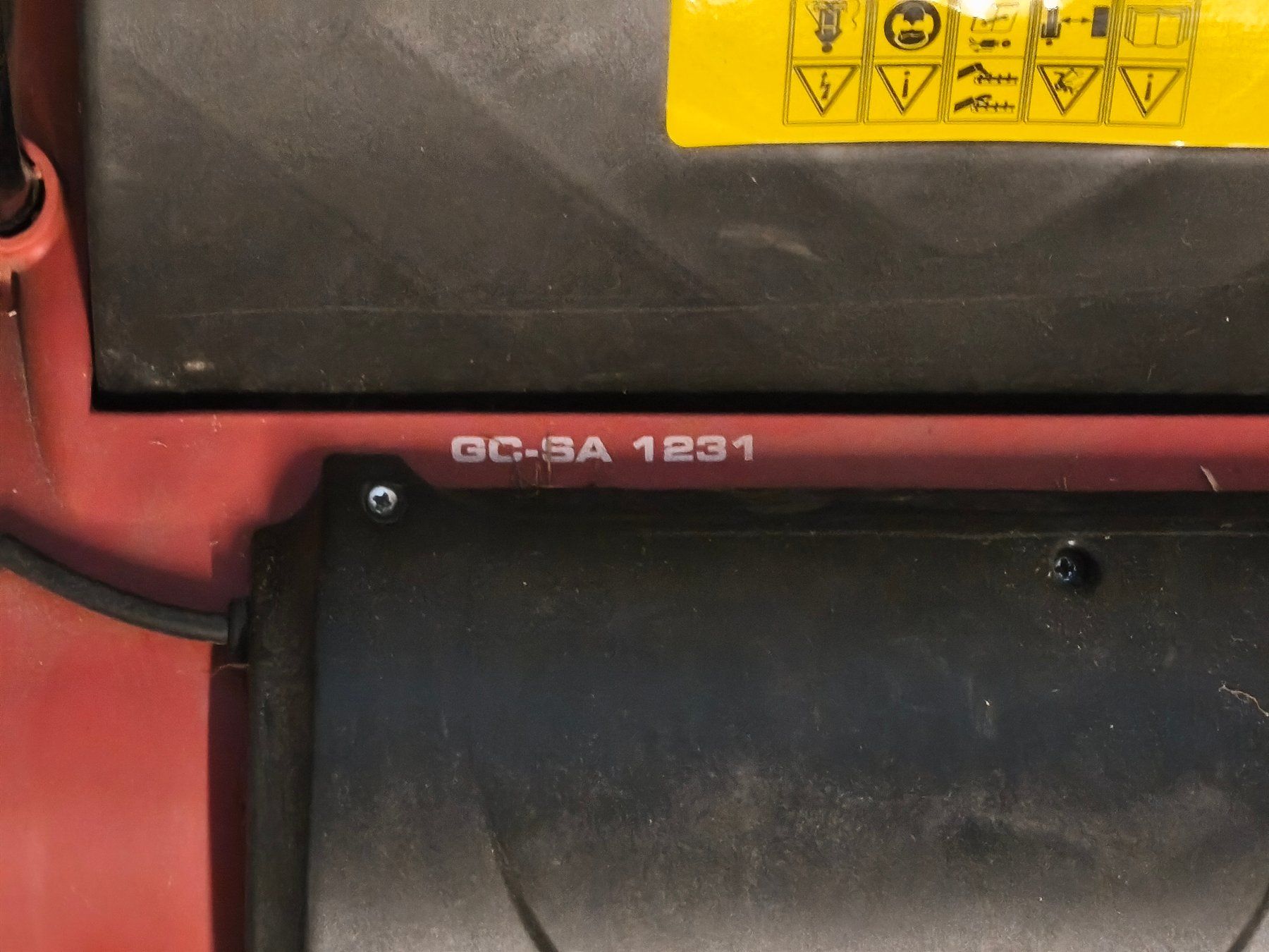 Einhell Appareils de traitement du sol: Vertikutierer / Rasenlüfter EInhell GC-SA 1231 – D'occasion à Jegenstorf par Juchlistock 4