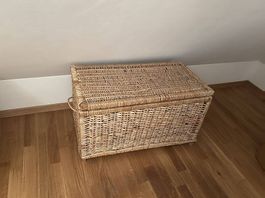 Schlichte Weidenkorbtruhe (80cm x 50cm x 40cm) 