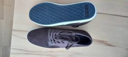 Schuhe Lacoste ungetragen 42