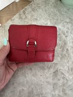 Portefeuille en cuir rouge format moyen bon état