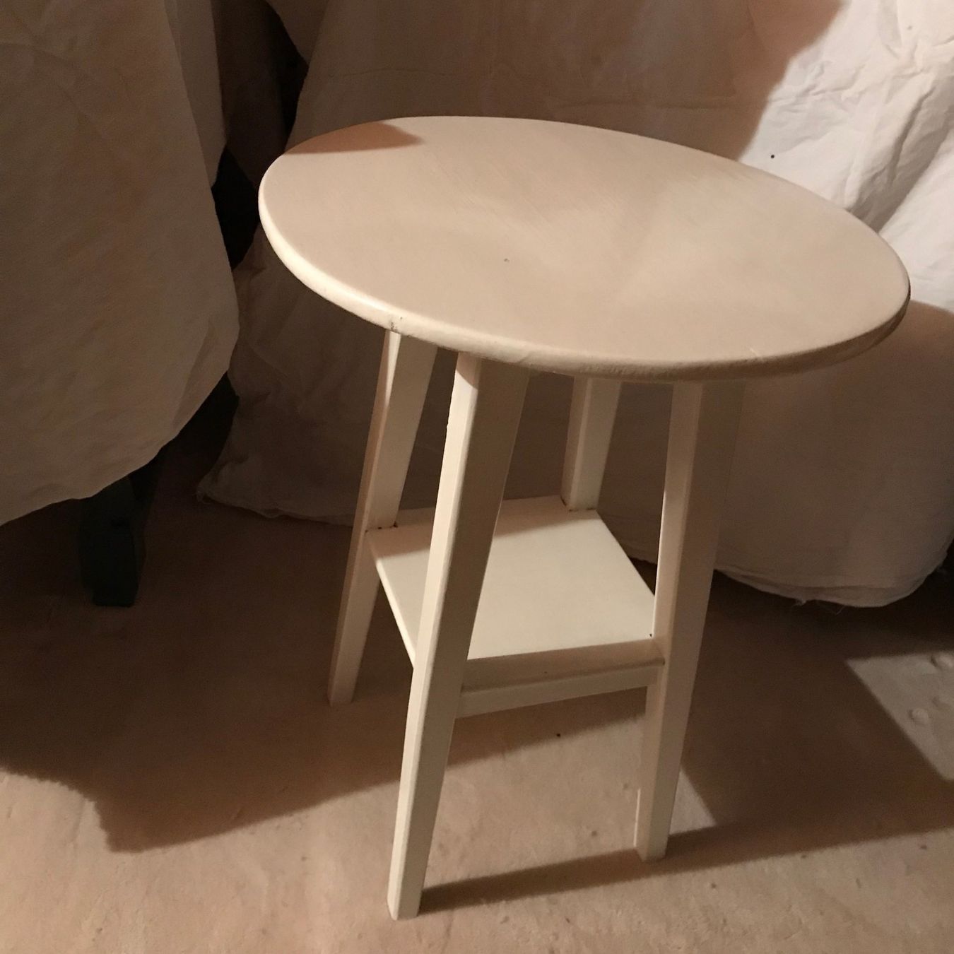 Tavoli: Table basse ronde blanche – Usato da Ste-Croix venduto da mjmg