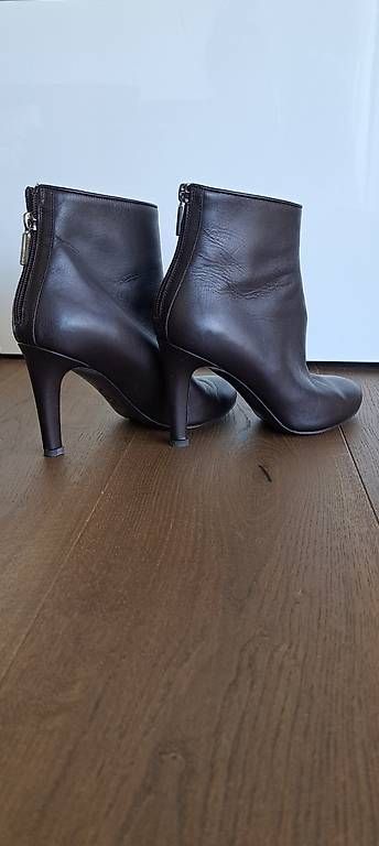 Damenschuhe: Navyboot Ankle boots Braun Grösse 37 – Gebraucht aus Hergiswil NW von nad_py7f 2