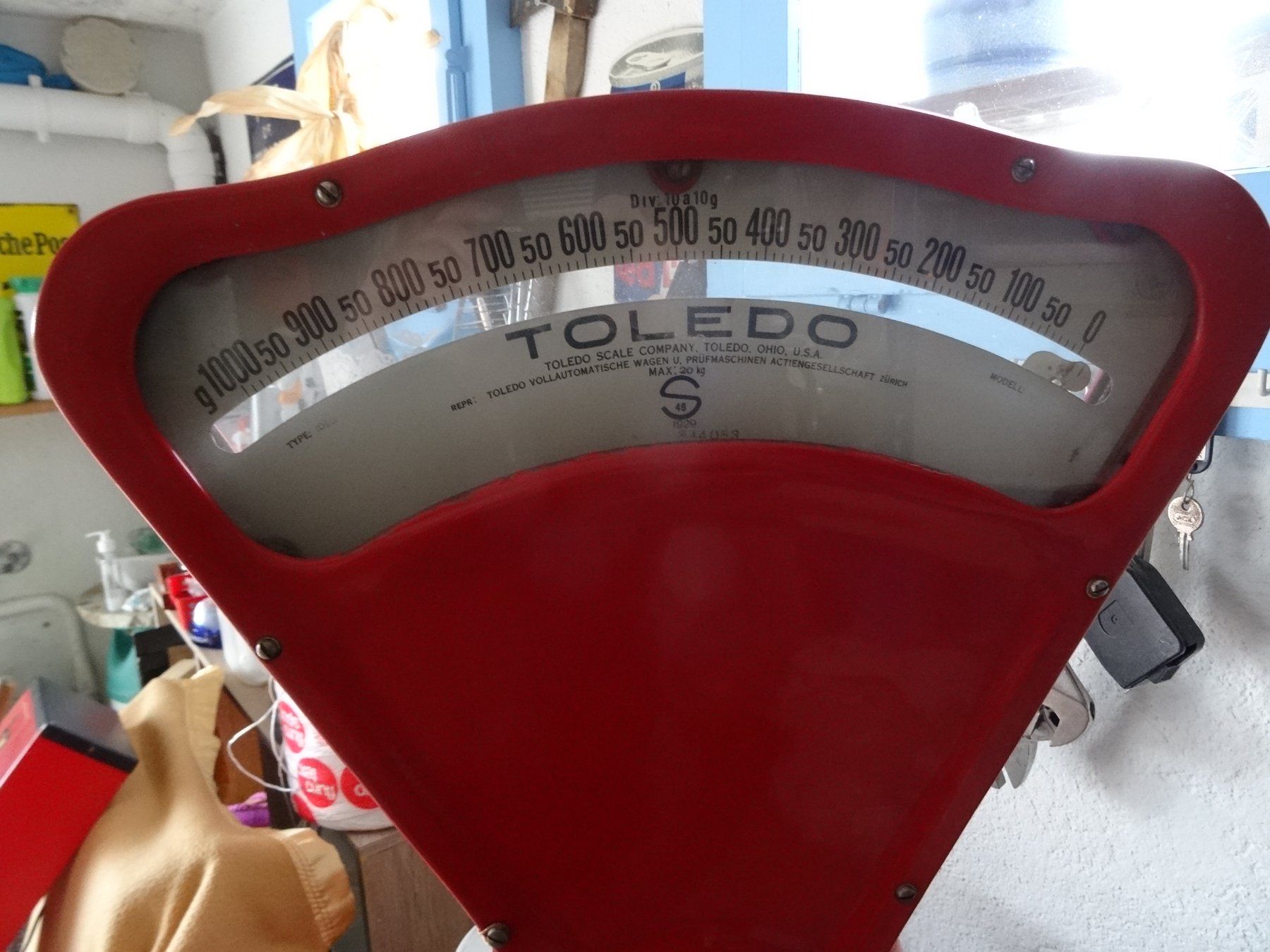 Waagen und Gewichte: Retro Waage rot  TOLEDO – Gebraucht aus Ehrendingen von CHMEX 3