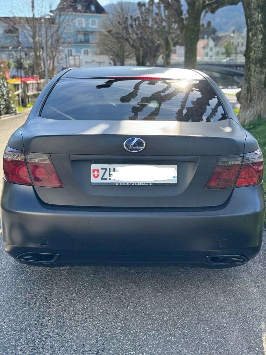 Lexus Autos: Lexus LS 600h – Gebraucht aus Adliswil von Cont13 6